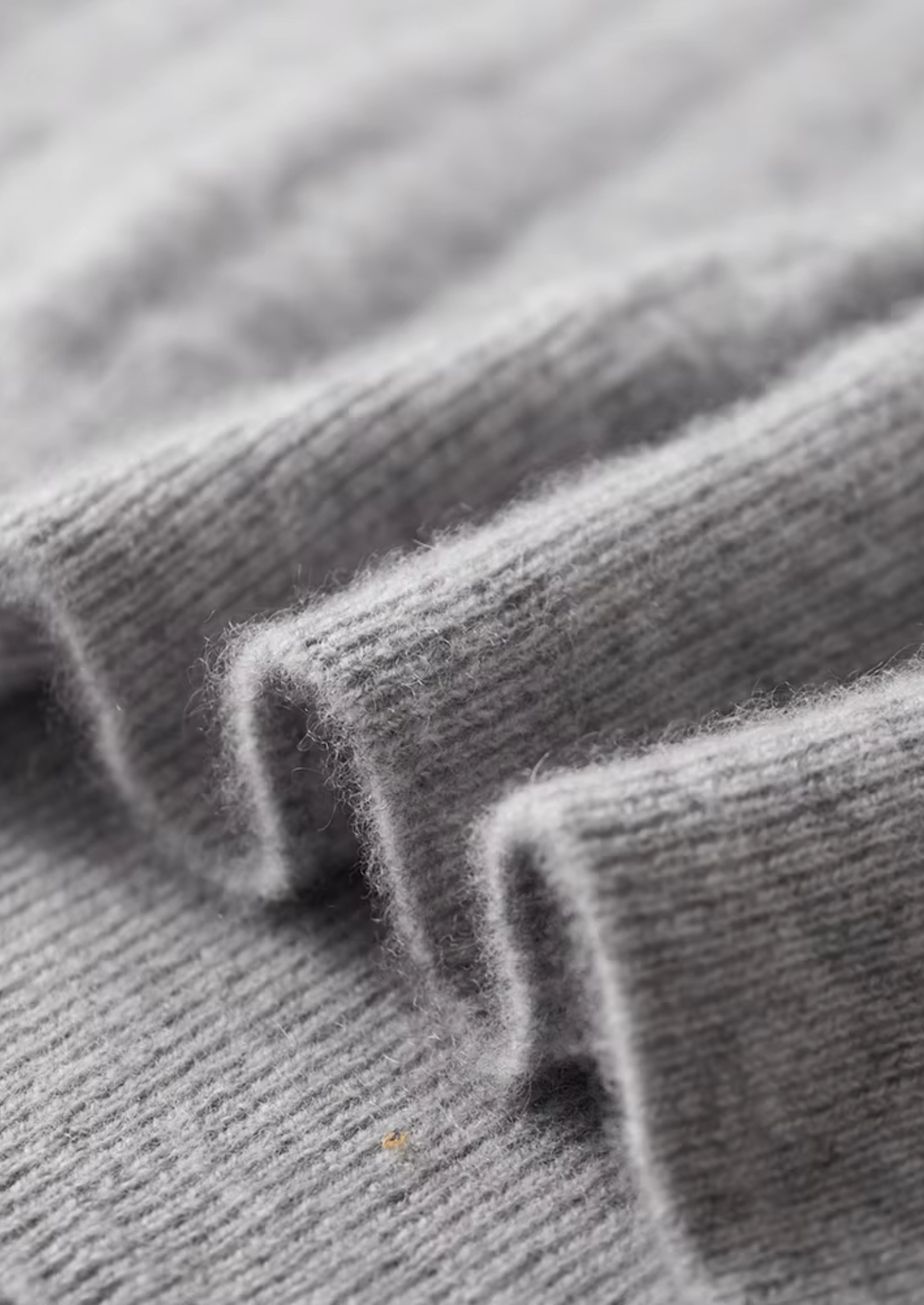 PURE EXTRA-FINE MERINO WOOL TEXTURED MOCKNECK