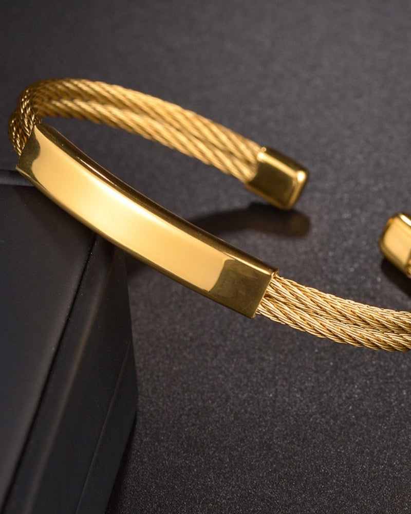 Orren Ottawa™ | Torque Cable Cuff