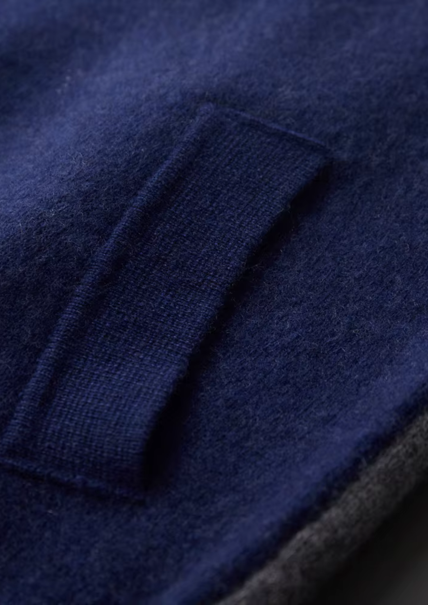 PREMIUM CASHMERE LEISURE SET