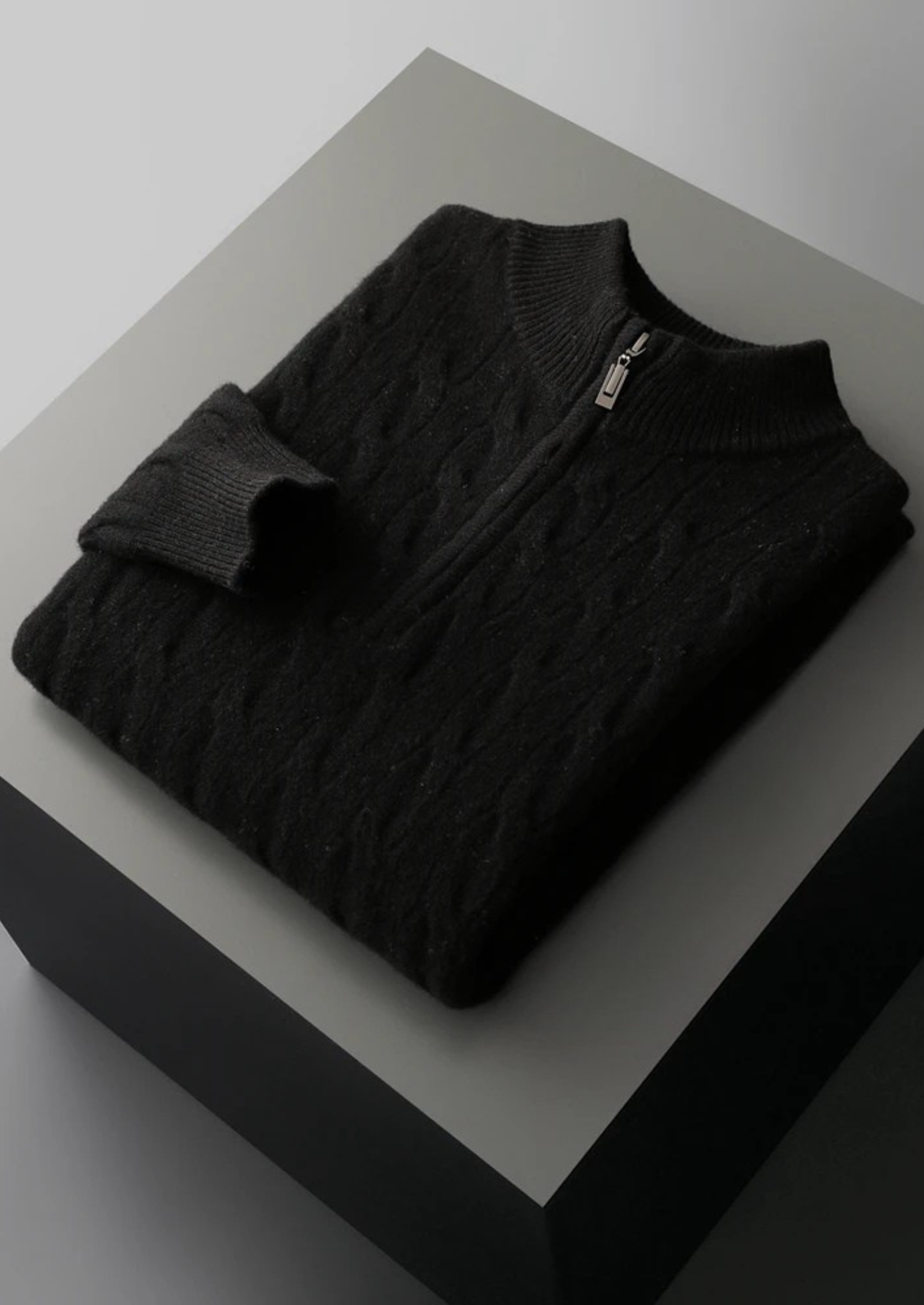 PURE EXTRA-FINE MERINO WOOL CABLE HALF ZIP