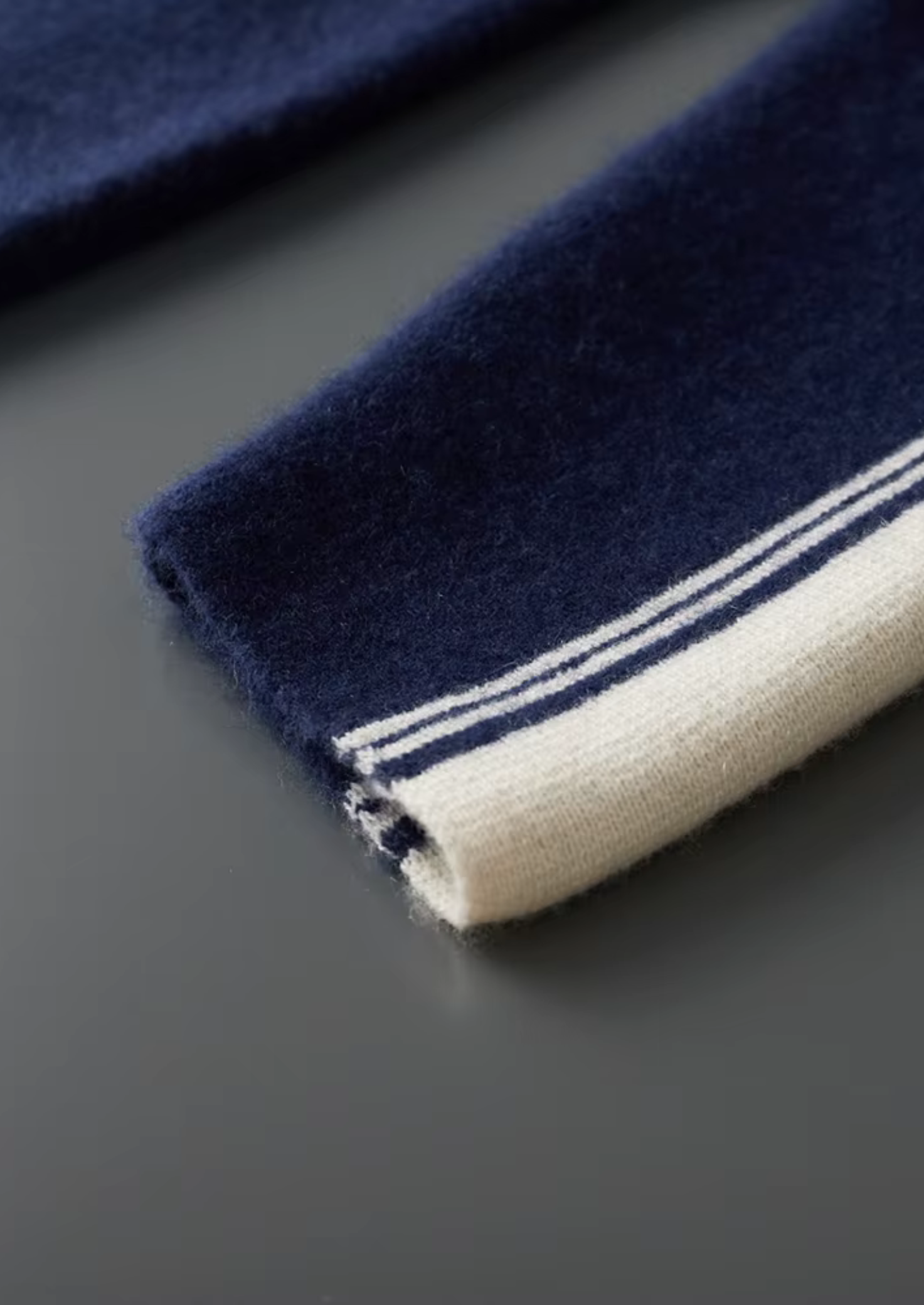 PURE EXTRA-FINE MERINO WOOL DAMIEN SET