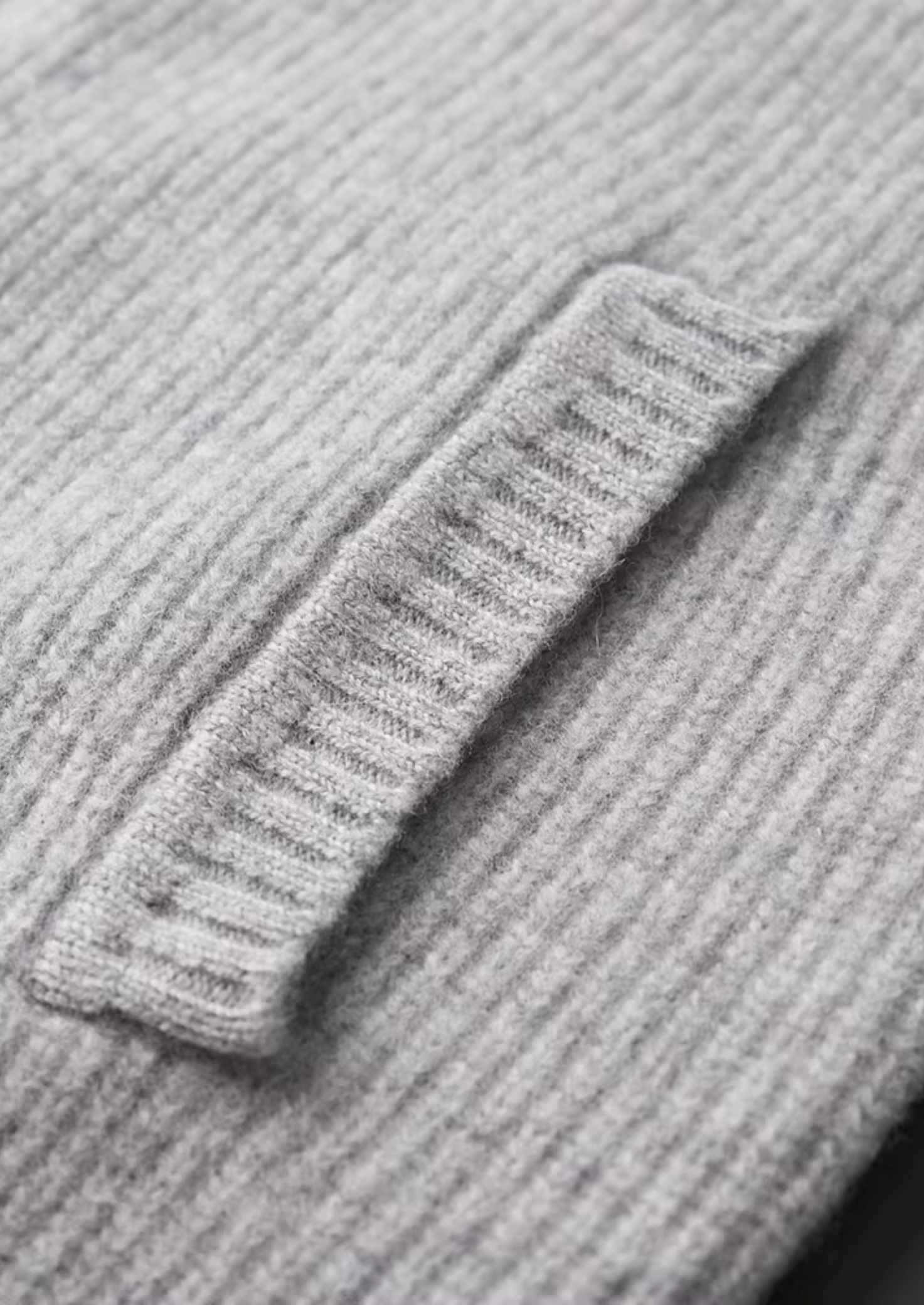 PURE EXTRA-FINE MERINO WOOL RIBBED CARDIGAN