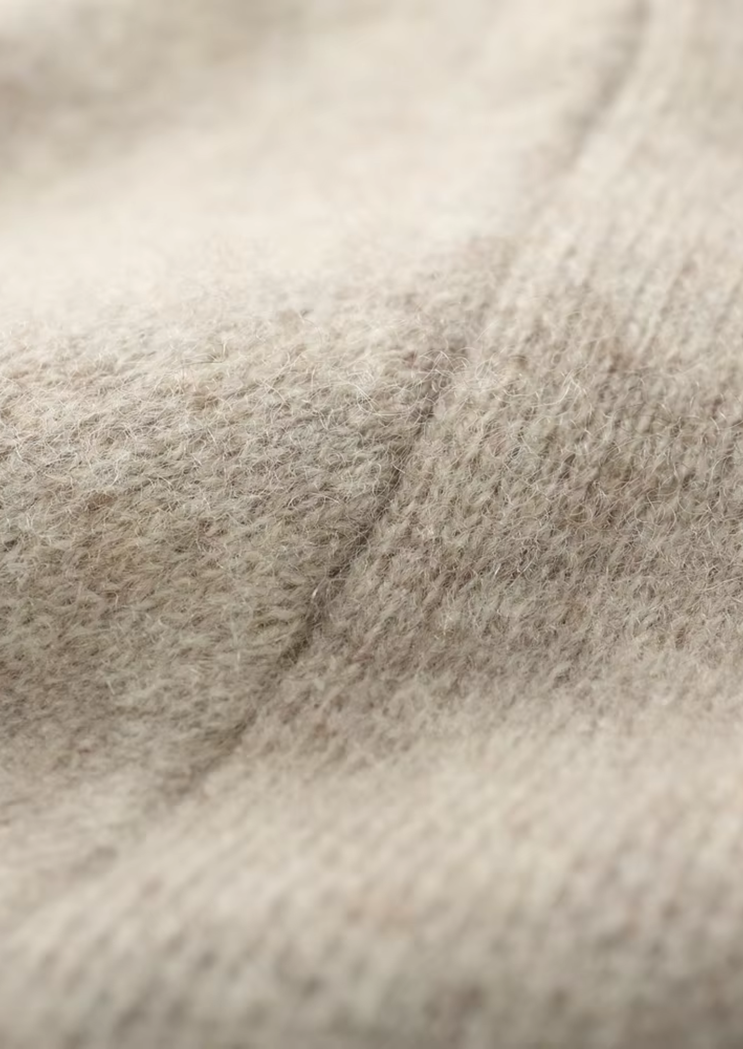 PURE EXTRA-FINE MERINO WOOL V-NECK CARDIGAN