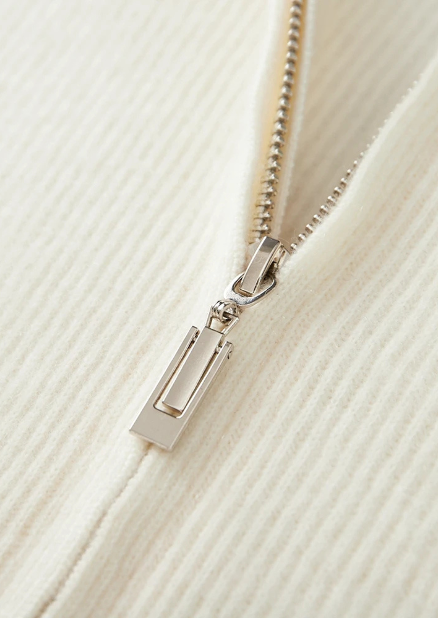 PURE EXTRA-FINE MERINO WOOL RIBBED ZIPPER CARDIGAN