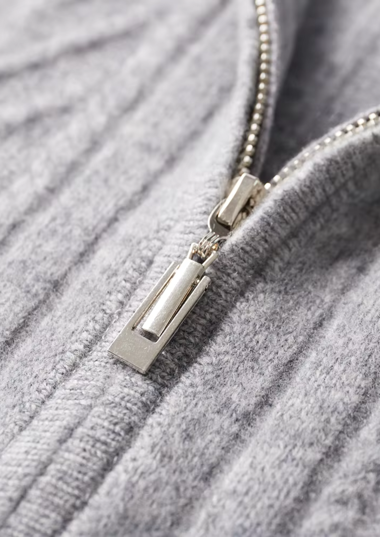 PURE EXTRA-FINE MERINO WOOL PATTERNED ZIP CARDIGAN